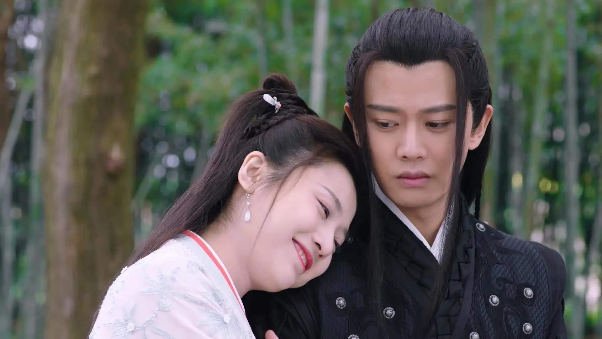 “萨尔·巴赫在南非国家队的首秀:展现非凡潜力”